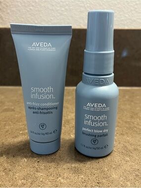 🔥AVEDA Light Blue Anti Frizz Duo